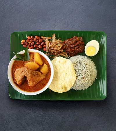 nyonya curry chicken with nasi lemak